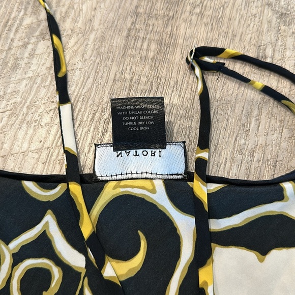 EUC Natori Slip Dress - Picture 3 of 5